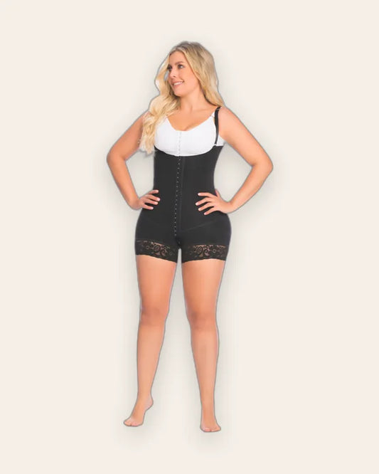 Adjustable Compression Girdle with Hooks and Straps for Abdomen and Waist Suppor Ref 09066